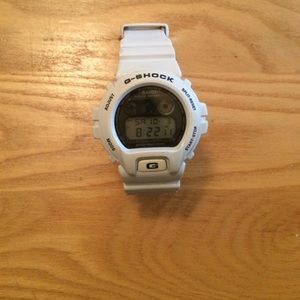 White gshock