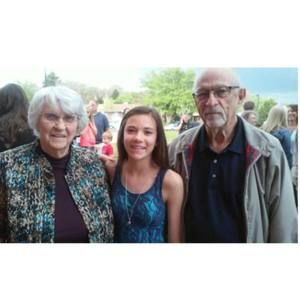 Meet your Posher, Elisa