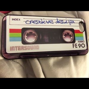 Vintage cassette iPhone 5s case