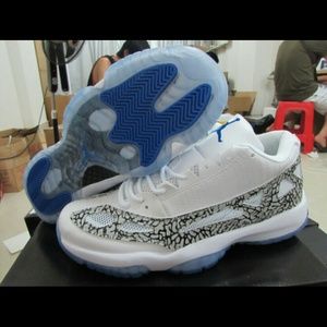 Jordan 11 low IE cobalt
