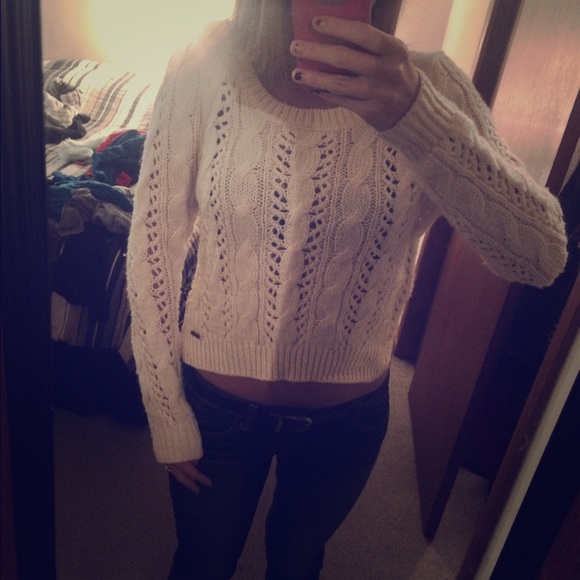 Hollister white cropped sweater