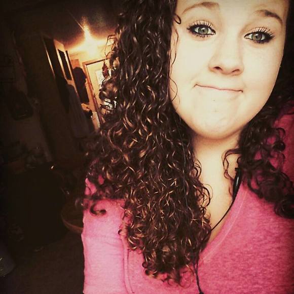 Meet your Posher, Haley - Picture 1 of 1