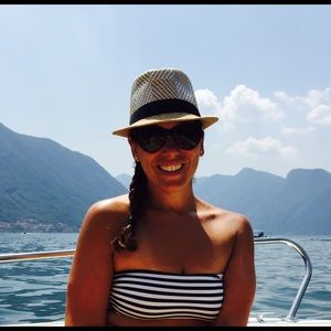 Meet your Posher, Lori