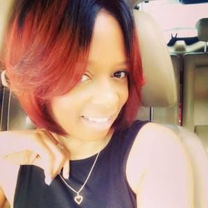 Meet your Posher, Monique