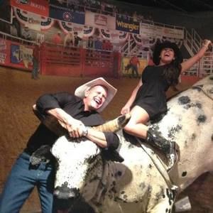 Meet your Posher, Karina