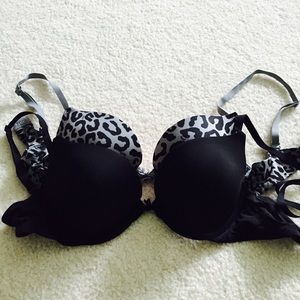Victoria Secret Pushup Bras