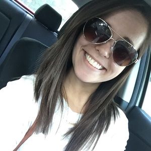 Meet your Posher, Ahna