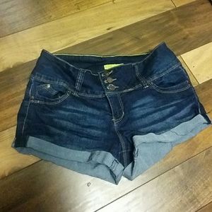 YMI Size 7 dark wash short shorts