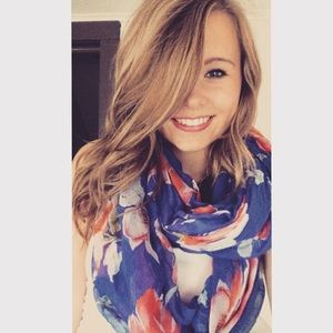 Meet your Posher, Sophia