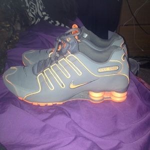 Nike shox