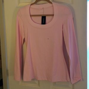 Long sleeve pink sweater tee.