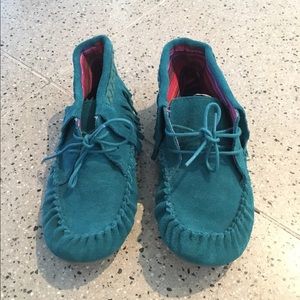 NWOT Blue Moccasin Shoes Size 6