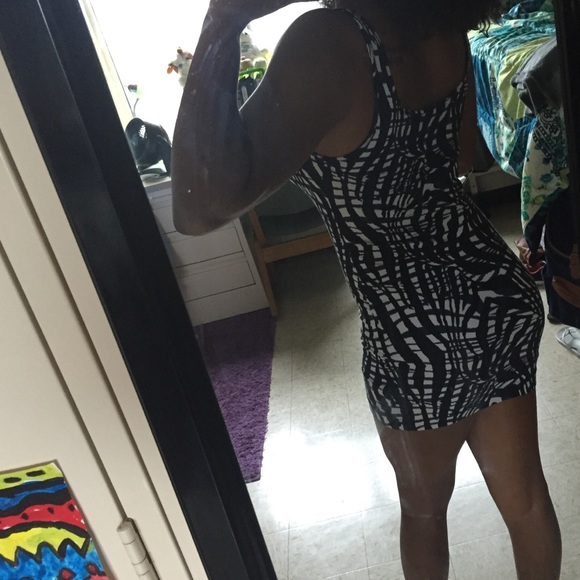 H&M Bodycon Dress - Picture 2 of 2