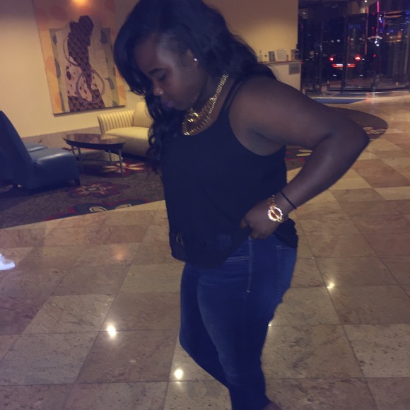 Meet your Posher, Laterrani - Picture 1 of 1