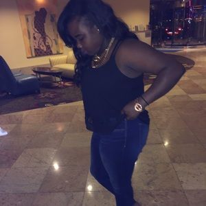 Meet your Posher, Laterrani