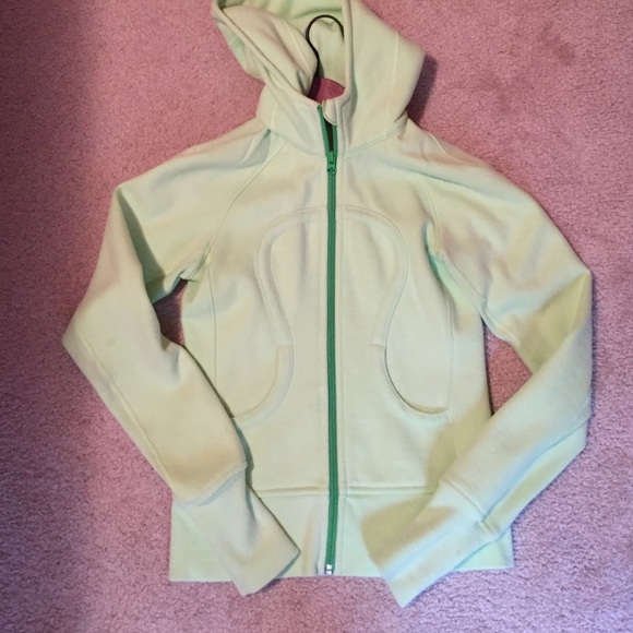 lulu lemon zip up.