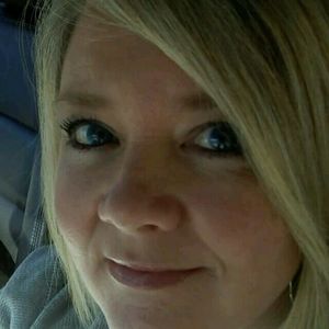 Meet your Posher, Lea