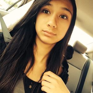 Meet your Posher, Lorianna