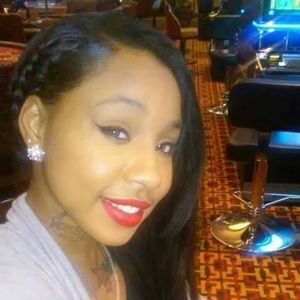 Meet your Posher, Brandi