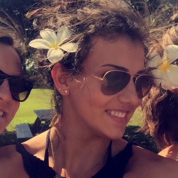 Meet your Posher, Kendall