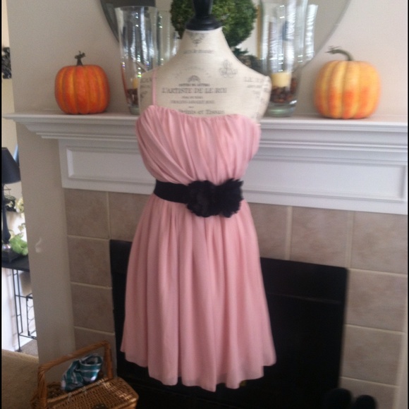 YA Dresses & Skirts - NWT light Pink one shoulder dress