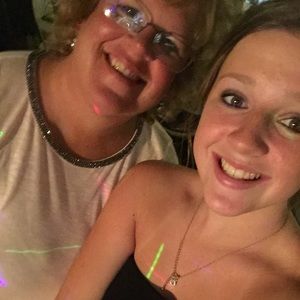Meet your Posher, Michele