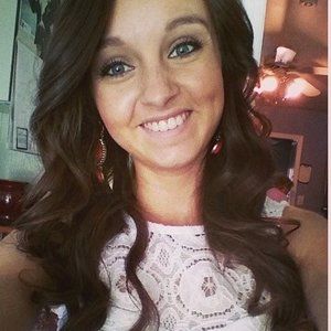 Meet your Posher, Adriana