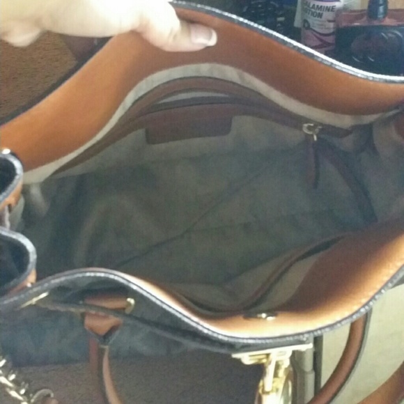 Bag - Picture 2 of 2