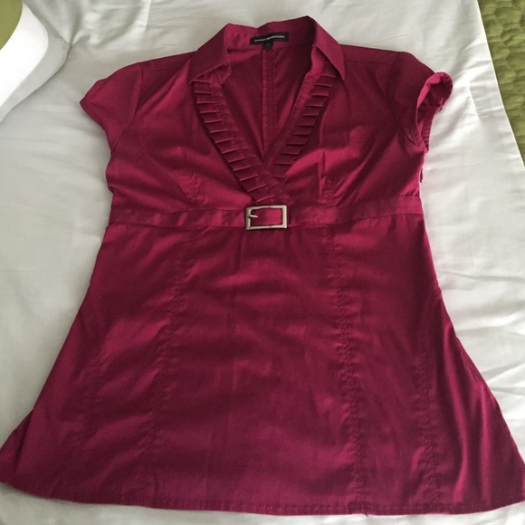 Ruffles V-neck dress shirt