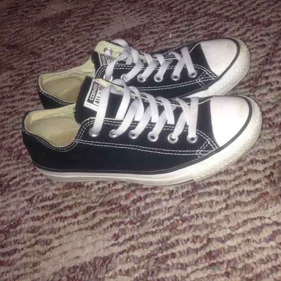 Black converse
