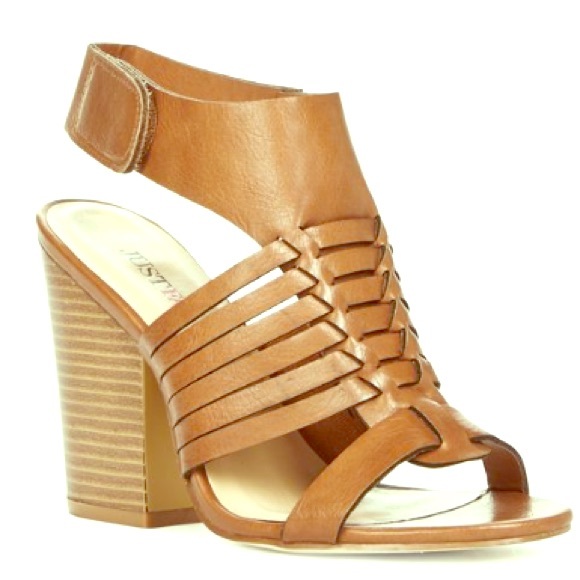 Cognac heeled sandals