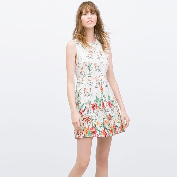 ZARA WOMAN PRINTED DRESS WITH PLEATED POCKETS - Picture 3 of 4