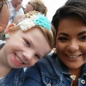 Meet your Posher, Siana