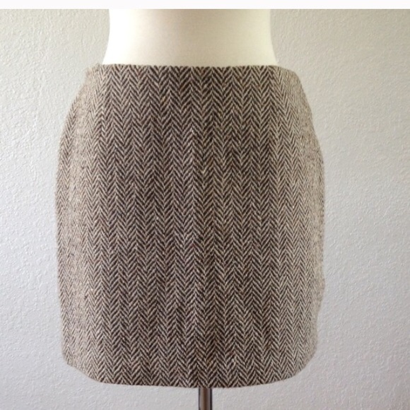 Brown and Cream skirt - Picture 1 of 3