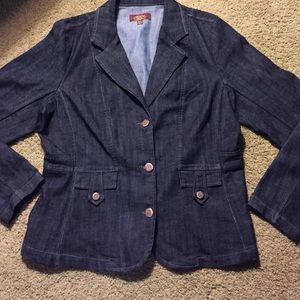 Super cute detailed stitching dark denim jacket