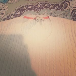 Short sleeve sweater