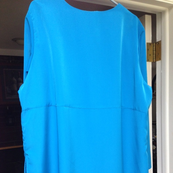 Turquoise Shirt - Picture 2 of 3