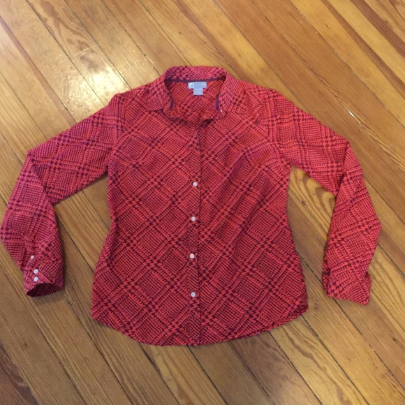 Red blouse - Picture 2 of 4