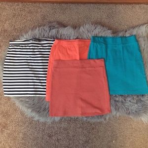 Bundle mini skirts