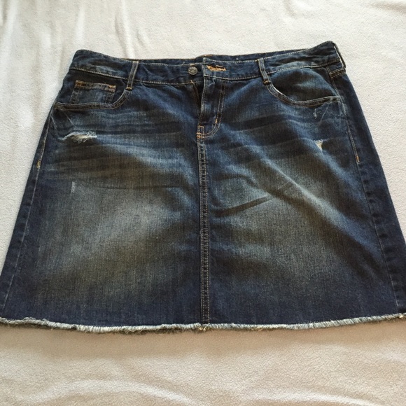 Denim skirt