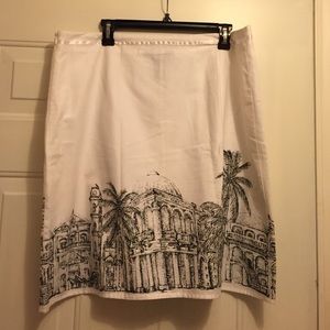 White knee-length Van Heusen skirt.