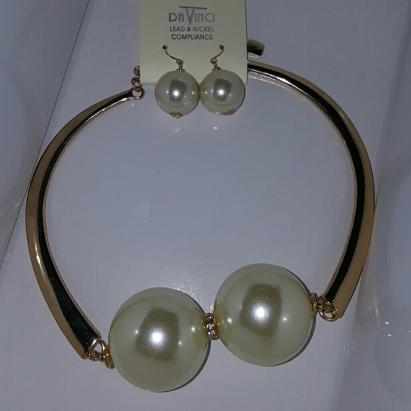 Elegant set necklace earrings - Picture 2 of 4