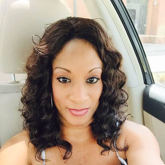 Meet your Posher, Yolanda