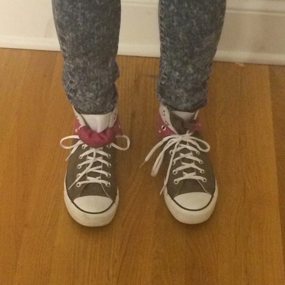 Pink, white, and gray converses