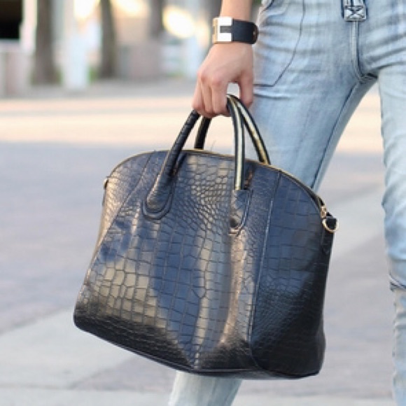 Juvias Place Handbags - Black Tote Handbag
