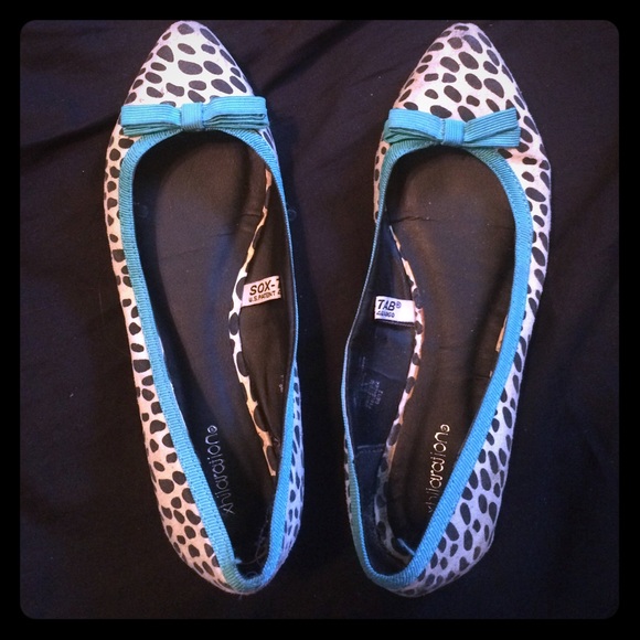 Flats shoes