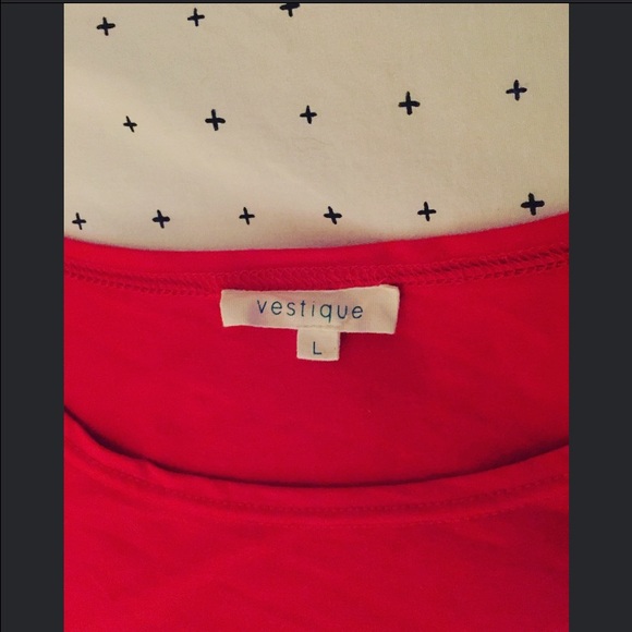 Red Dress - Picture 2 of 2