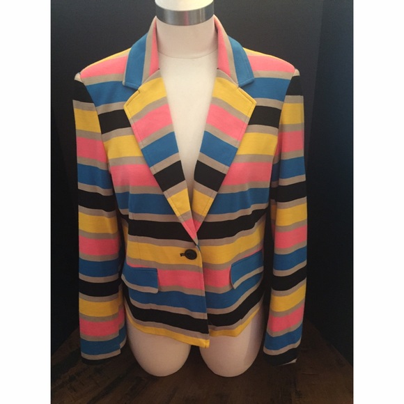 ONE OF A KIND STRIPED BLAZER!