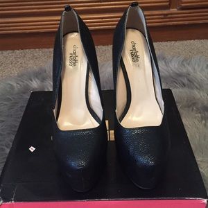 Black platform pumps!