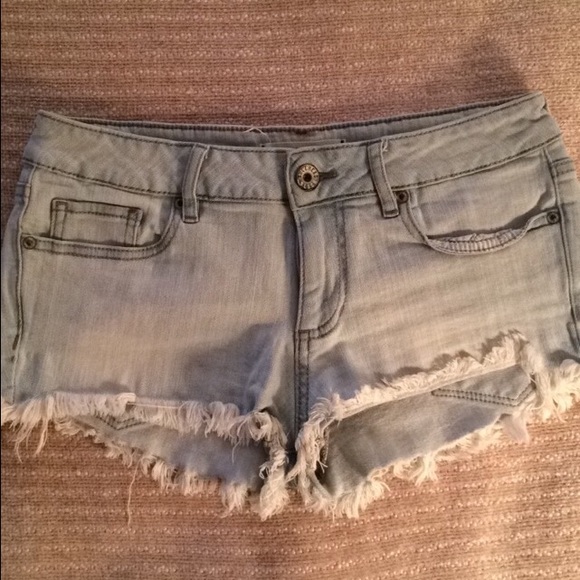 Light Wash, Frayed Jean Shorts